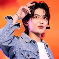 成为你的花 - azw4sbnHD3F0AZ93WGF0lZ62hIQ.jpg